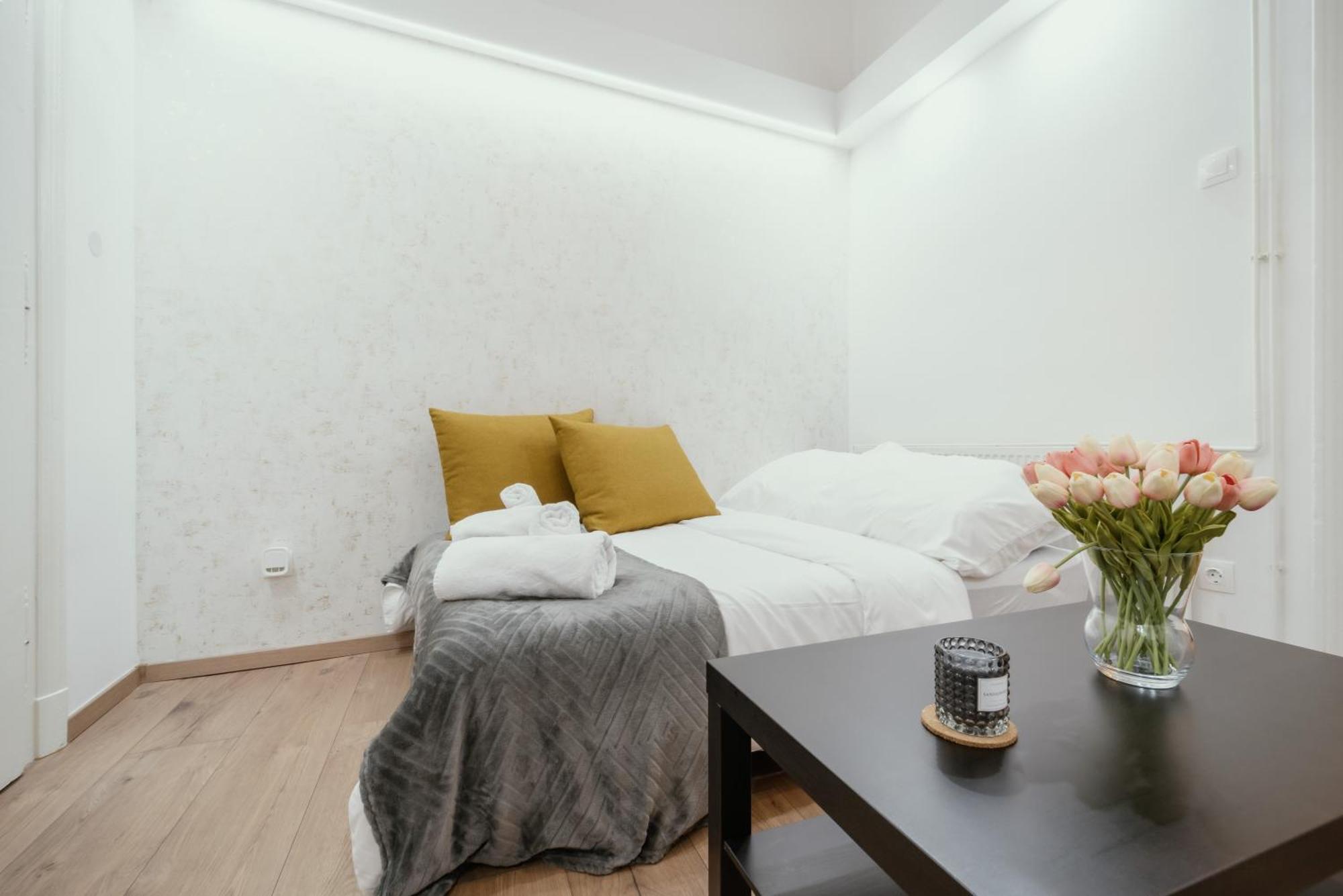 Modelia Apartment At Gellert Square Budapest Exterior foto